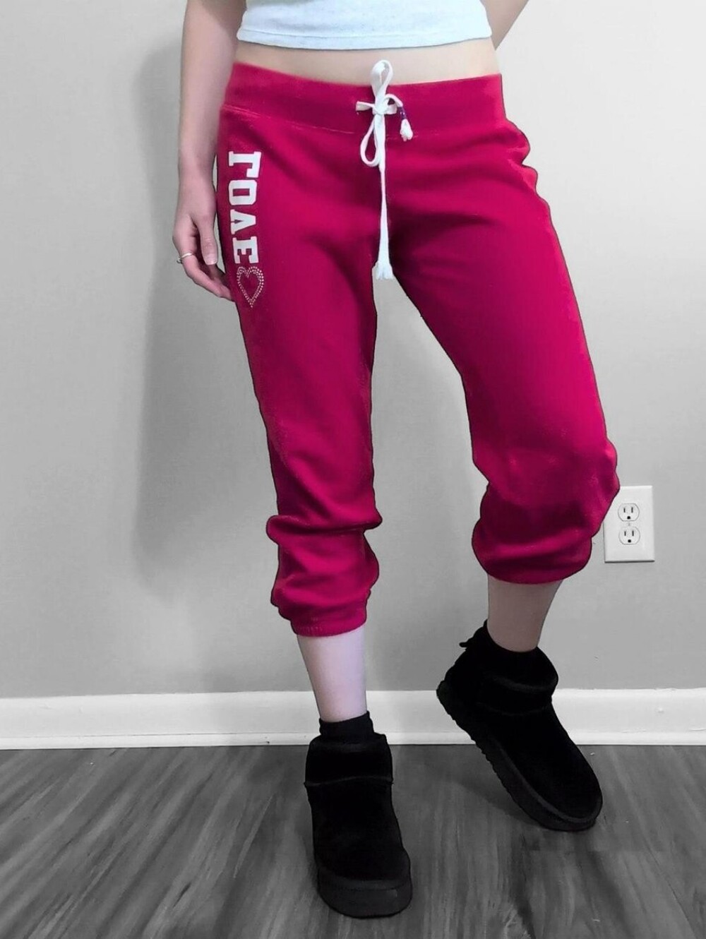 2010's Low Rise Capri Sweatpants